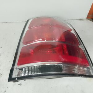 PILOTO TRASERO DERECHO | OPEL ZAFIRA B Cosmo   | 4421948R  04.05 - 12.10 |