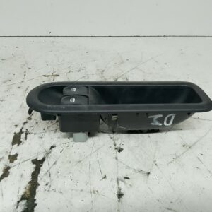 ELEVALUNAS DELANTERO IZQUIERDO | RENAULT CLIO III (2005-2016) Authentique | 8200356513