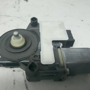 MOTOR ELEVALUNAS DELANTERO IZQUIERDO | VOLKSWAGEN CADDY KA/KB (2K) (2003-2010) * | 0130822064
