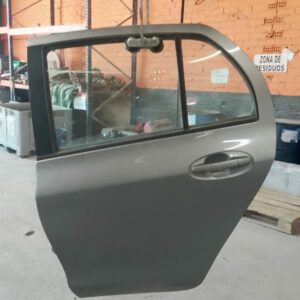 PUERTA TRASERA IZQUIERDA | TOYOTA YARIS (KSP9/SCP9/NLP9) Básico   |   08.05 - 12.08 |