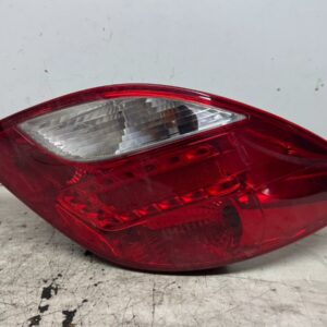 PILOTO TRASERO IZQUIERDO | PEUGEOT 207 Confort | 06.07 - 12.11 | 968656608000