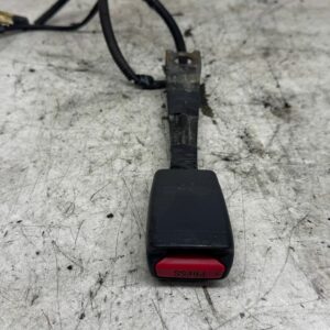 ENGANCHE CINTURON DELANTERO IZQUIERDO | TOYOTA YARIS (KSP9/SCP9/NLP9) Básico   |   08.05 - 12.08 | 305592510