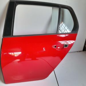 NOREF  Ocultar imágenes 411726 - PUERTA TRASERA IZQUIERDA  Vehículo Marca:	VOLKSWAGEN Vehículo:	VOLKSWAGEN GOLF VI (5K1) (2008-2012) Advance Año:	2012